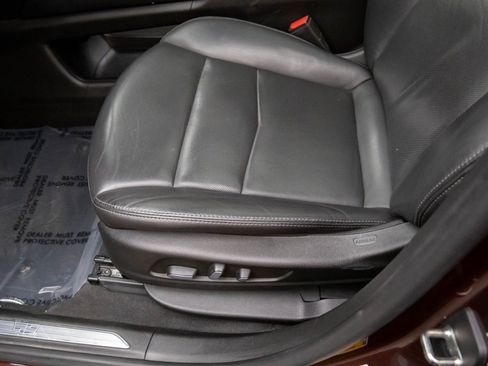 Certified 2023 Cadillac XT5 Premium Luxury image 17