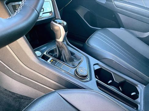 Used 2024 Volkswagen Tiguan Wolfsburg Edition image 30