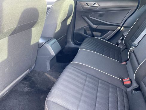 Certified 2024 Volkswagen Jetta Sport image 14