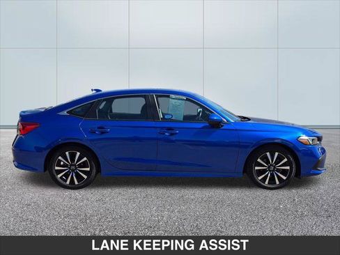 Used 2024 Honda Civic EX image 6