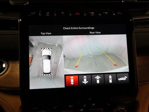 New 2023 Jeep Grand Cherokee Summit image 22