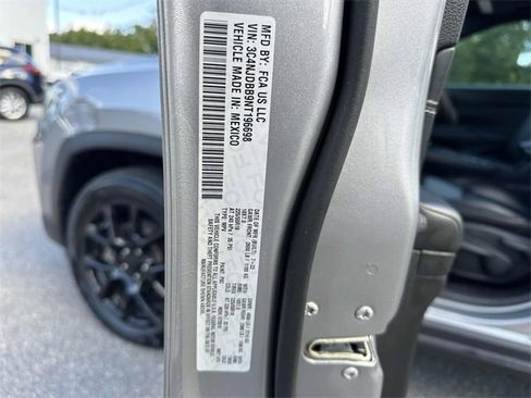 Used 2022 Jeep Compass Altitude w/ Sun and Sound Group image 44