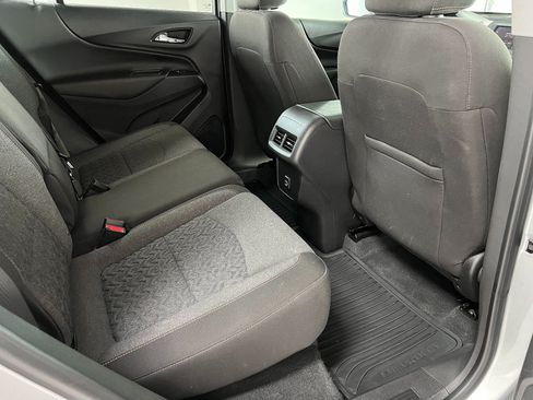 Used 2022 Chevrolet Equinox LT AWD/4WD image 26