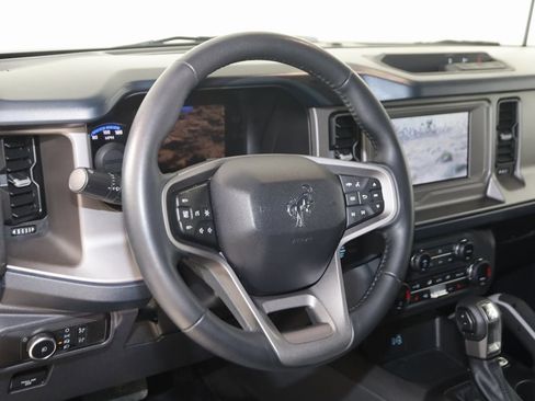 Used 2023 Ford Bronco Outer Banks image 6