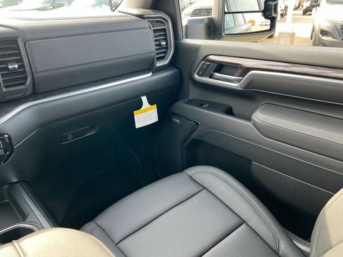 New 2026 Chevrolet Silverado 2500 LTZ w/ LTZ Plus Package image 11