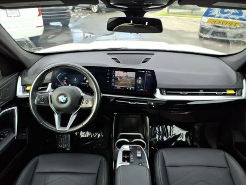 Used 2025 BMW X1 xDrive28i image 12