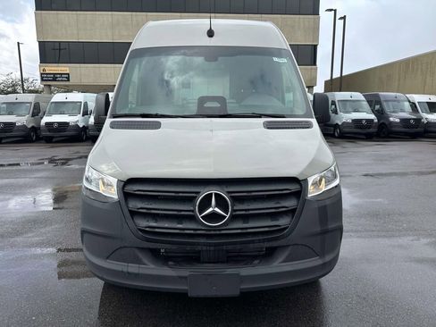 New 2025 Mercedes-Benz Sprinter 2500 image 2