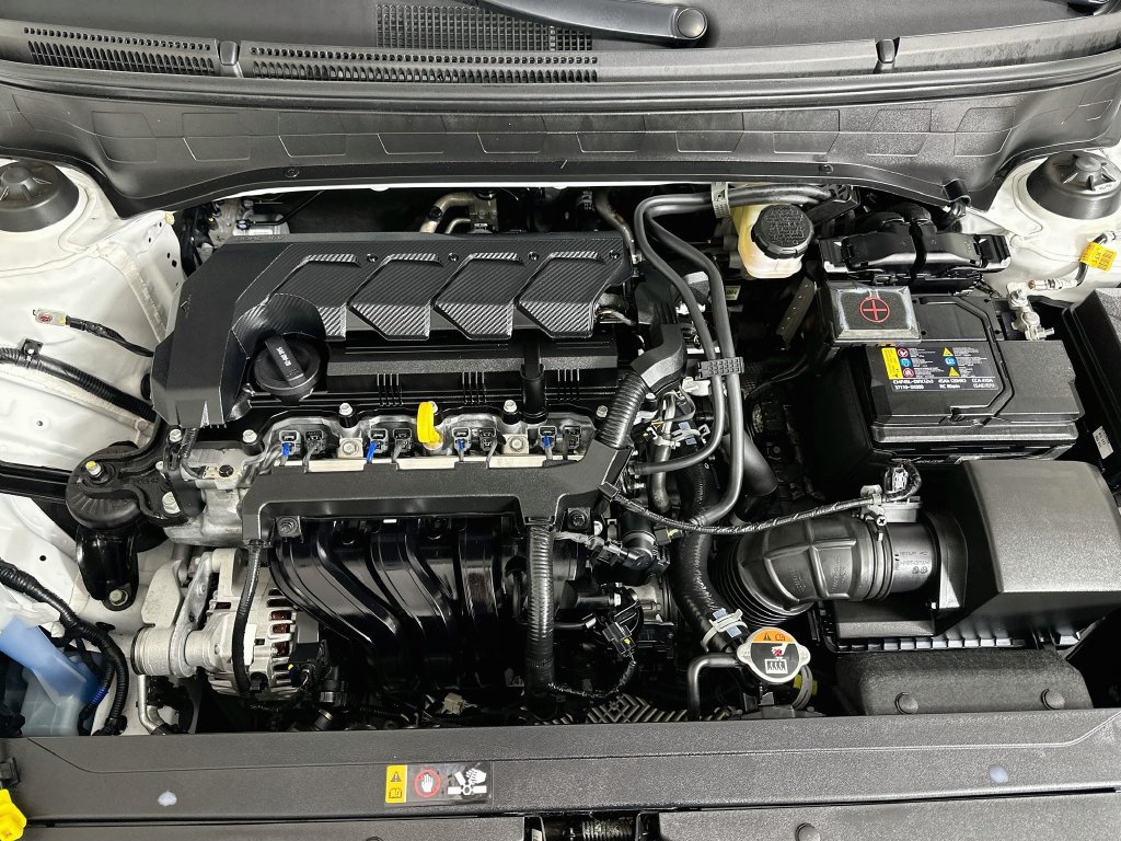 Used 2026 Hyundai Venue SEL FWD image 29
