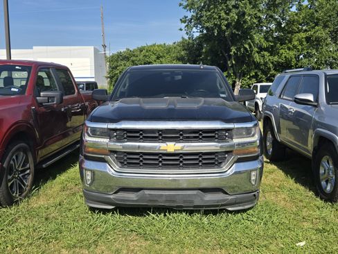 Used 2016 Chevrolet Silverado 1500 LT w/ Texas Edition RWD image 2