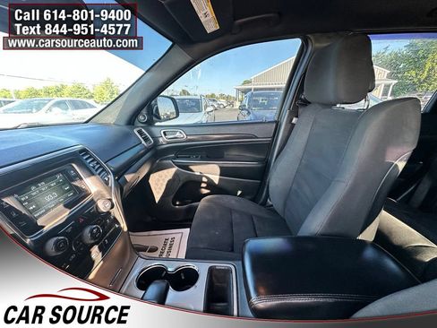 Used 2015 Jeep Grand Cherokee Laredo w/ Quick Order Package 23E AWD/4WD image 14