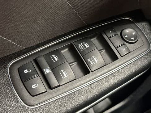Used 2023 Dodge Charger SXT RWD image 20