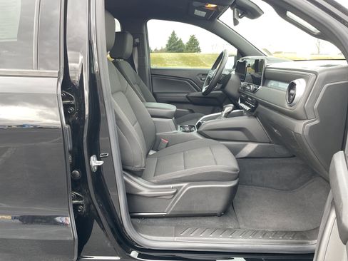 Used 2023 Chevrolet Colorado LT w/ LT Convenience Package II image 26