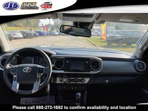 Used 2018 Toyota Tacoma SR5 image 16