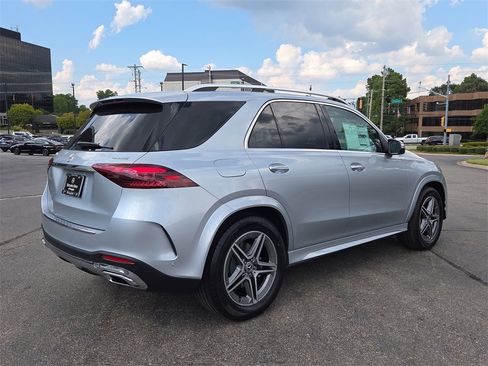 Used 2026 Mercedes-Benz GLE 350 4MATIC image 5