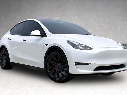 Used 2023 Tesla Model Y Performance AWD/4WD image 21