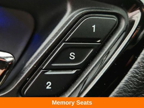 Used 2022 Dodge Durango GT w/ GT Premium Group AWD/4WD image 22