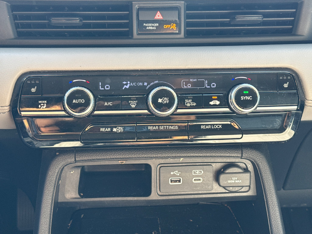 Used 2025 Honda Pilot EX-L image 24