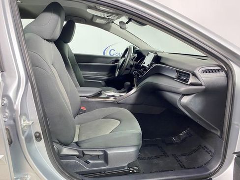Used 2024 Toyota Camry LE FWD image 8