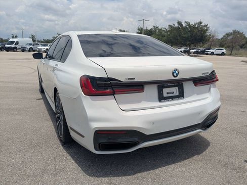 Used 2022 BMW 750i xDrive w/ M Sport Package AWD/4WD image 7