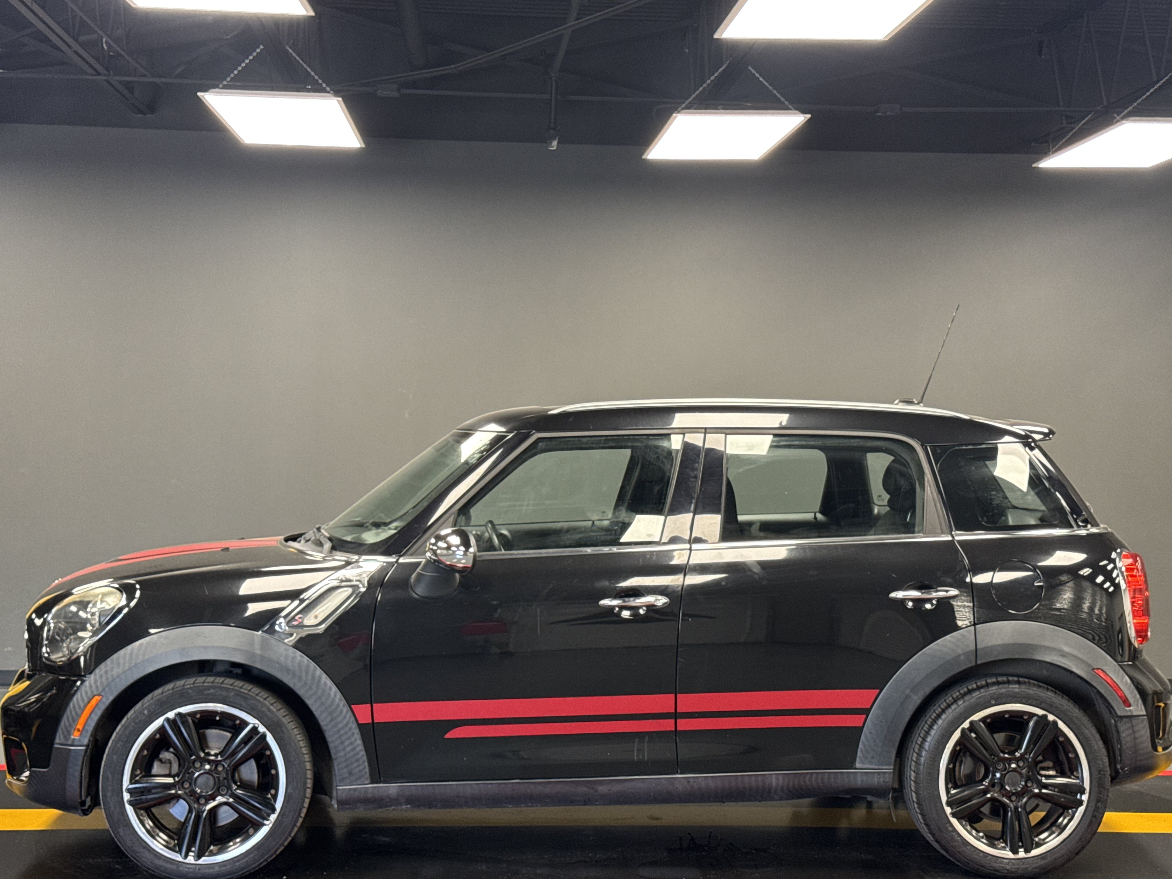 Used 2013 MINI Cooper Countryman S FWD image 3