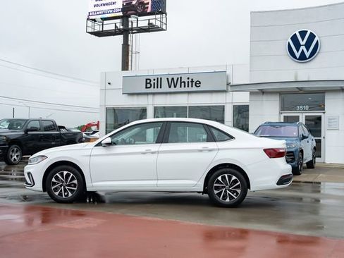 New 2026 Volkswagen Jetta S FWD image 3