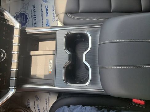 New 2026 GMC Acadia Elevation w/ Black Edition AWD/4WD image 23
