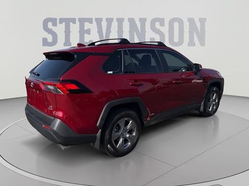 Used 2025 Toyota RAV4 LE AWD/4WD image 5