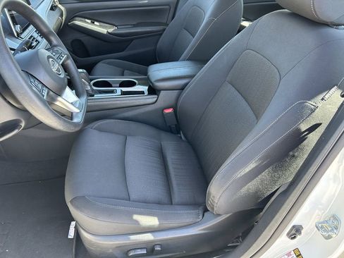Used 2023 Nissan Altima 2.5 SV image 22