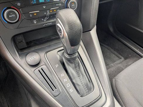 Used 2018 Ford Focus SEL FWD image 12