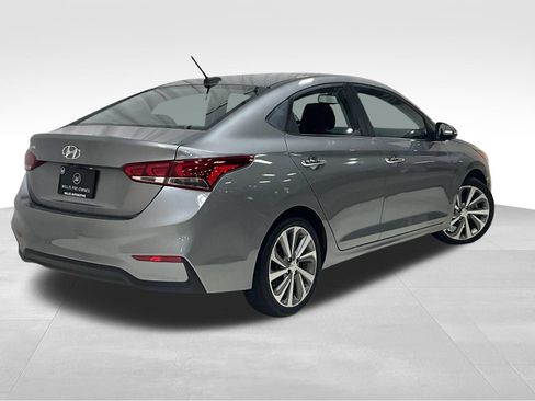Used 2021 Hyundai Accent Limited w/ Cargo Package FWD image 5