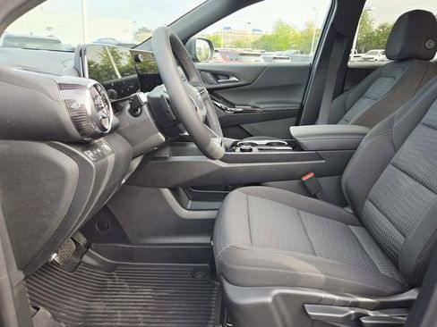 New 2026 Chevrolet Equinox LT w/ Midnight Edition image 8