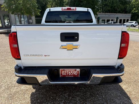 Used 2018 Chevrolet Colorado W/T AWD/4WD image 5