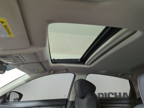 Used 2021 Honda Accord Touring image 16