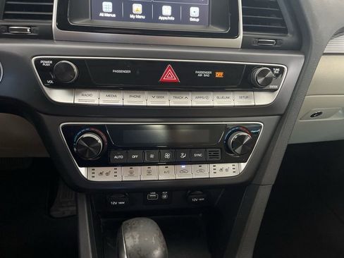 Used 2018 Hyundai Sonata Limited w/ Cargo Package image 67
