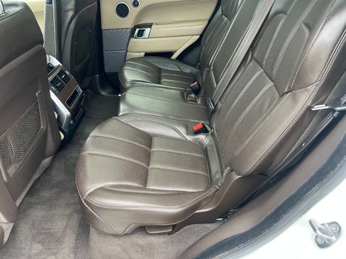 Used 2015 Land Rover Range Rover Sport HSE image 24
