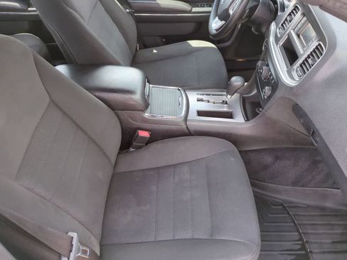 Used 2014 Dodge Charger SE RWD image 20