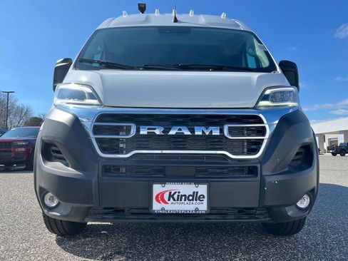 New 2025 RAM ProMaster 2500 w/ Quick Order Package 22G SLT image 2