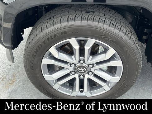 Used 2026 Toyota 4Runner Limited AWD/4WD image 3