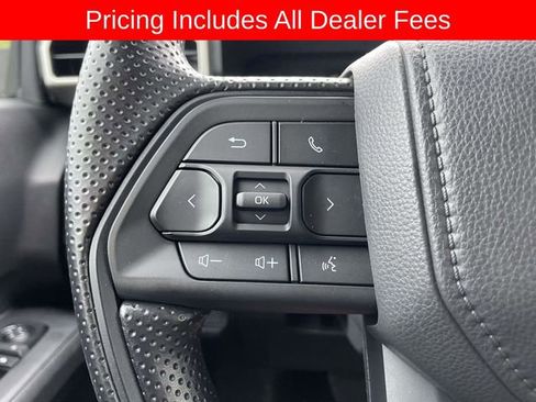 Used 2025 Toyota Tacoma SR AWD/4WD image 23