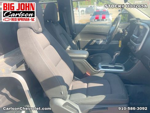 Used 2022 Chevrolet Colorado LT w/ Fleet Safety Package RWD image 33