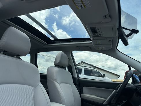 Used 2018 Subaru Forester 2.5i Premium w/ All-Weather Package AWD/4WD image 16