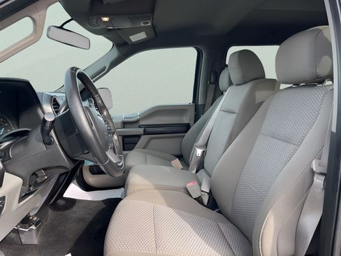 Used 2018 Ford F150 XLT w/ Equipment Group 302A Luxury AWD/4WD image 11