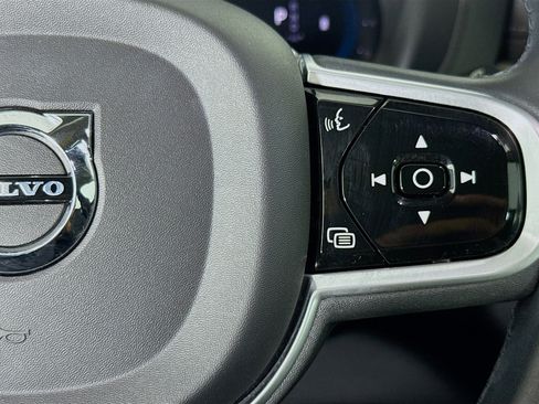 Used 2022 Volvo XC60 B5 Inscription w/ Advanced Package image 14