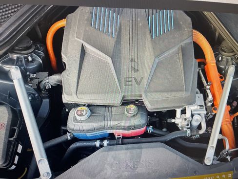 Certified 2024 Genesis G80 Advanced image 17