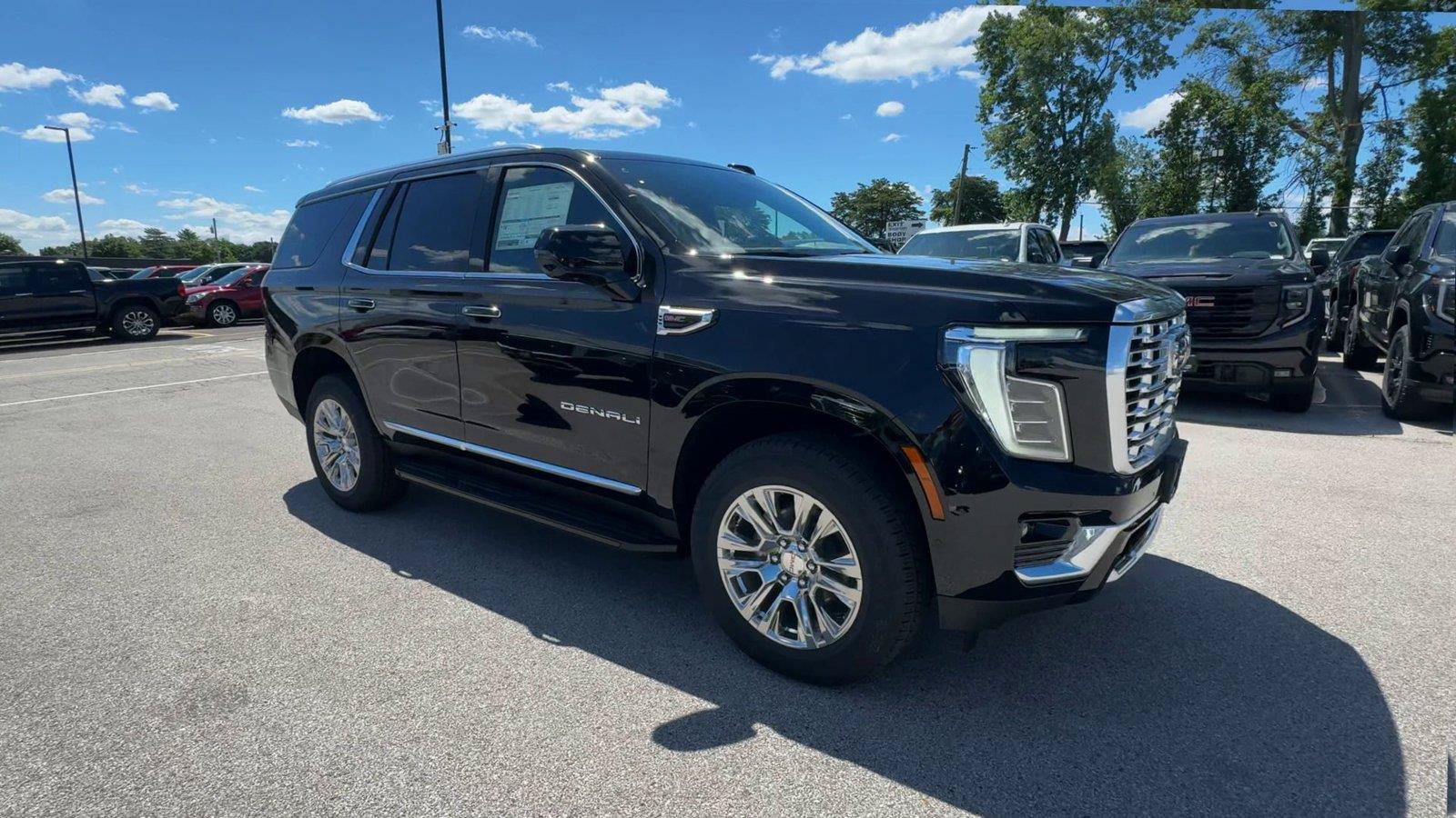 New 2026 GMC Yukon Denali AWD/4WD image 2