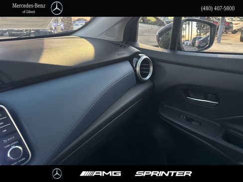 Used 2023 Nissan Versa SV image 22