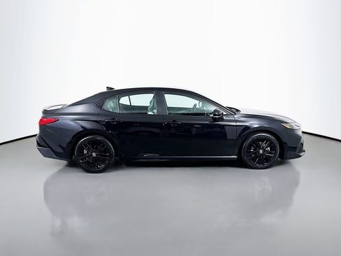 Certified 2025 Toyota Camry SE image 4