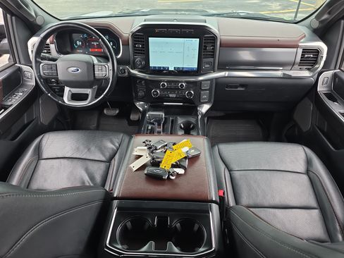 Used 2021 Ford F150 Lariat AWD/4WD image 11