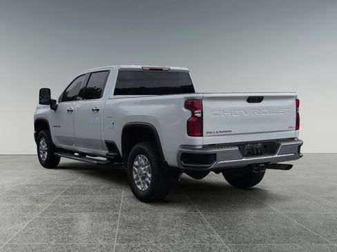 Used 2021 Chevrolet Silverado 2500 LTZ w/ Z71 Off-Road Package AWD/4WD image 3