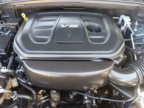Used 2017 Jeep Grand Cherokee Altitude RWD image 41